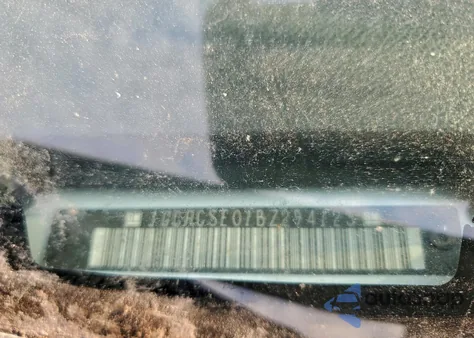 2011 Chevrolet Silverado C1500 Lt from USA, damaged, VIN 1GCRCSE01BZ294123